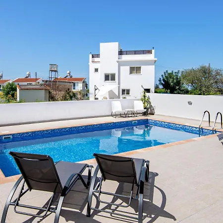 Luxurious Mountain Villa For Up To Ten People With Private Pool Just For You Tala