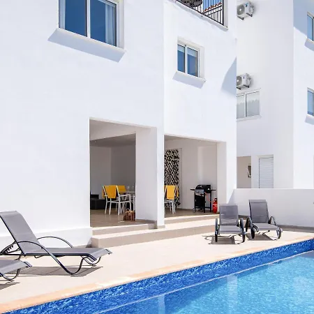 Luxurious Mountain Villa For Up To Ten People With Private Pool Just For You Villa *